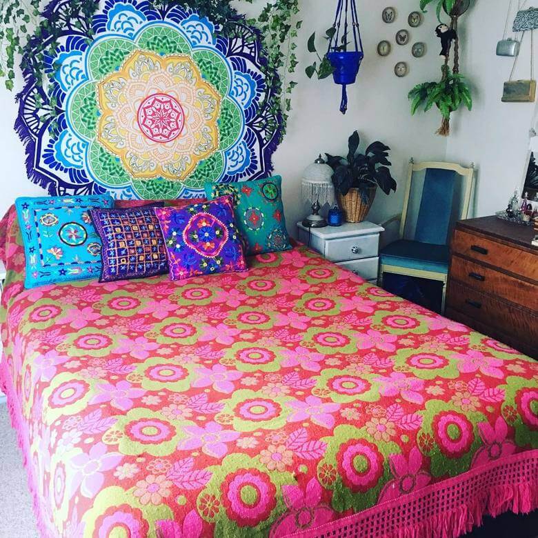 hippie boho style bedroom (36)