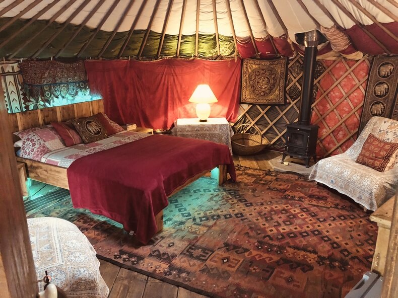 bohemian tent ideas (31)