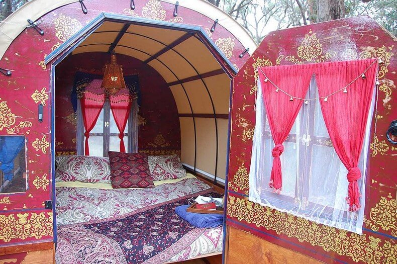 bohemian tent ideas (52)