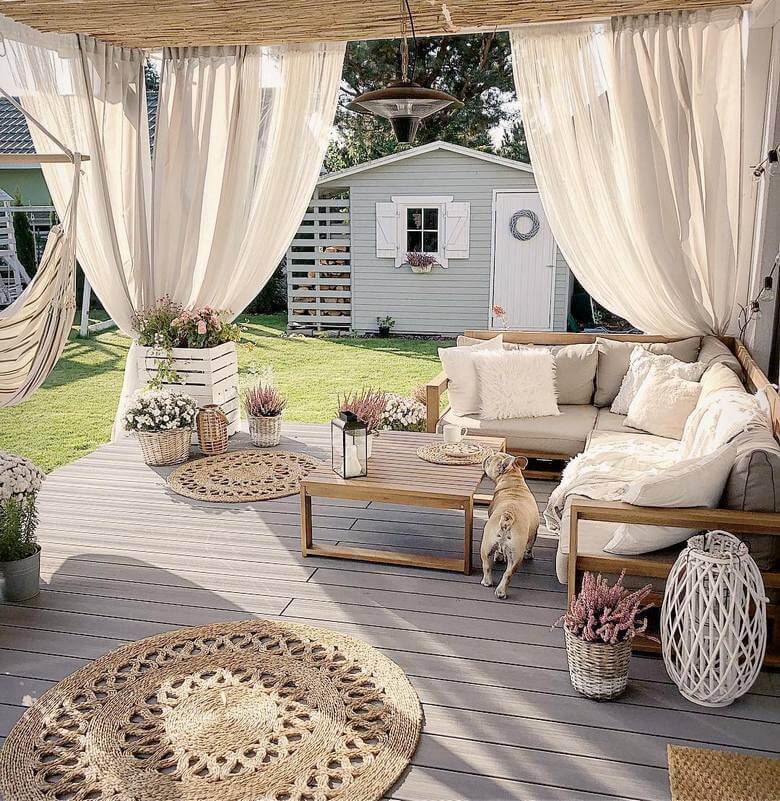 boho hippie garden and outdoor life (10)