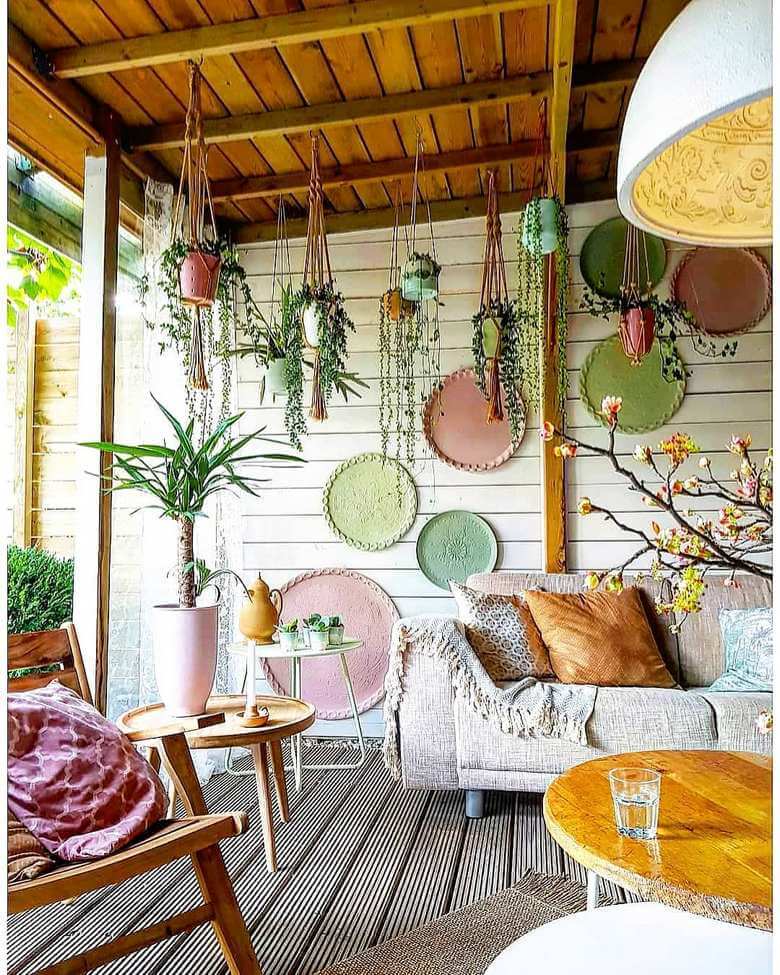 boho hippie garden and outdoor life (18)