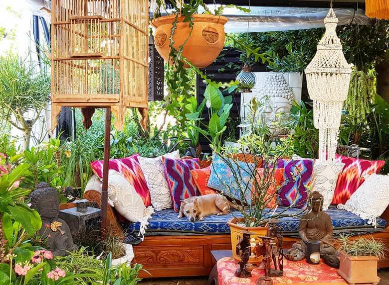 boho hippie garden and outdoor life (50)