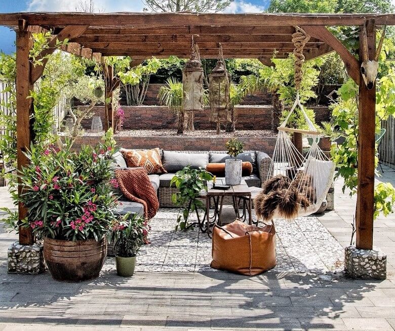 boho hippie garden and outdoor life (80)